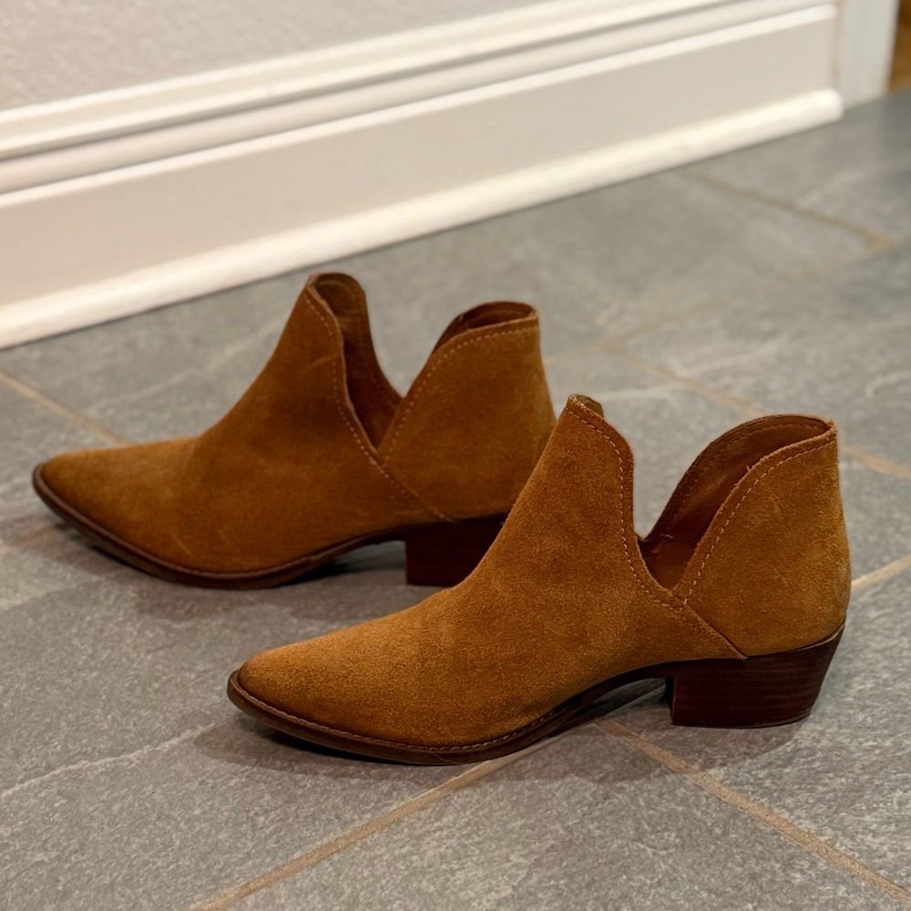 Steve Madden Brown Suede Ankle Booties, Size 8.5